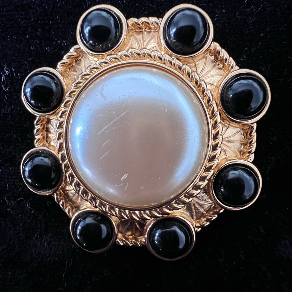 Vintage Monet Brooch